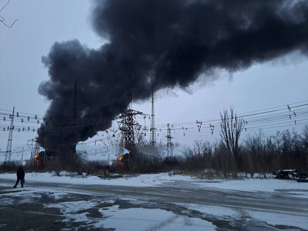 Electric substations of Donetsk and Makiyivka were attacked by drones (Video)