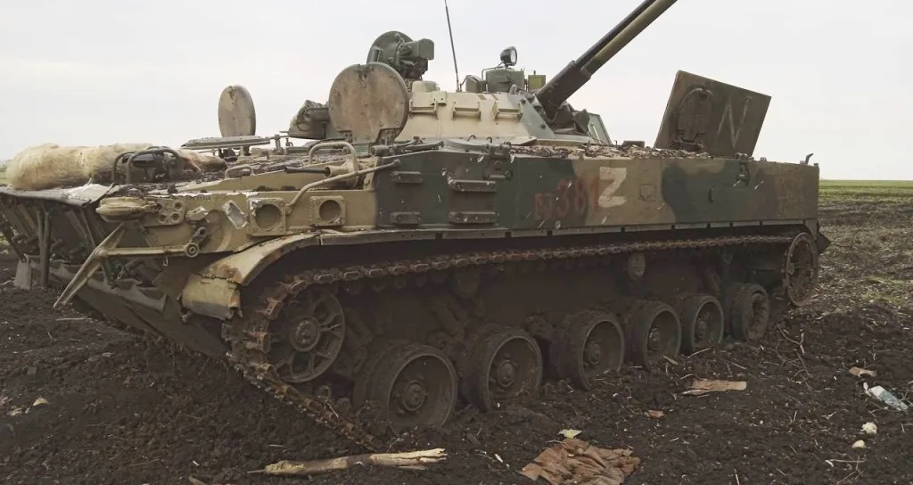 The Armed Forces magically destroyed the Russian BMP-3 that attacked Ukrainian positions (Video)