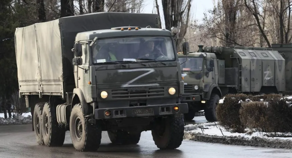 The Serious Guarding of the Dzhankoy Airfield by Russian Invaders: What’s the Reason?