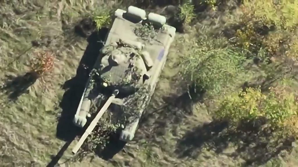 Russia Deploys Realistic Inflatable Decoy T-72 Tanks in Donetsk — With Some Telltale Flaws